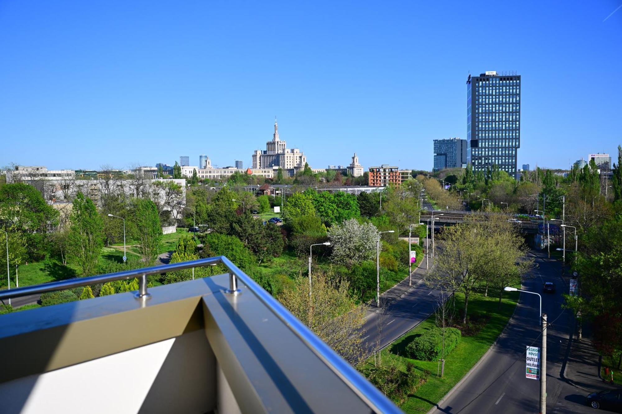 Hotel Sir Royal Bucharest Exterior photo